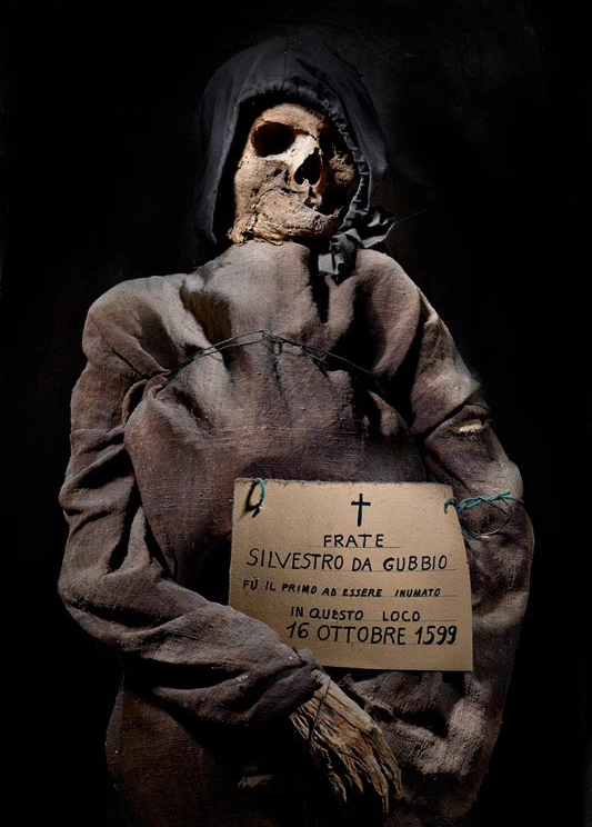 Die Mumie von Frate Silvestro da Gubbio